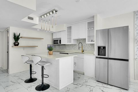 Photo of 9056 Green Meadows Way, Palm Beach Gardens, FL 33418 (MLS # R11142993)