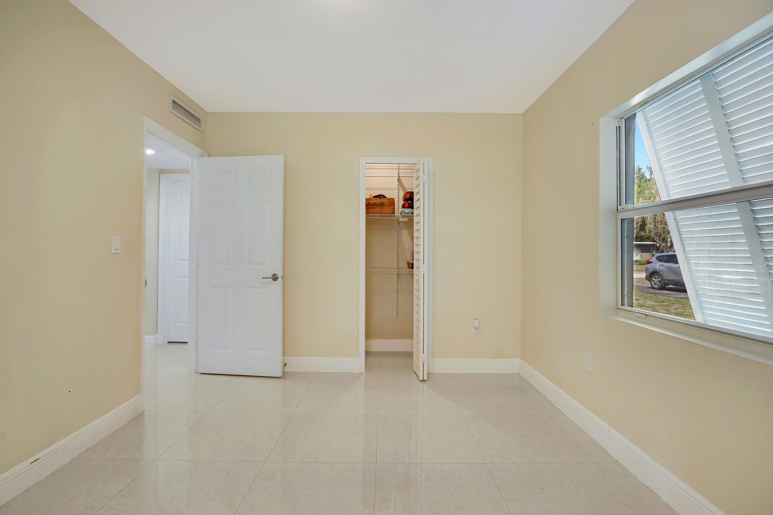 IRONS MANOR HIGH PINE ADDN SEC A - Residential