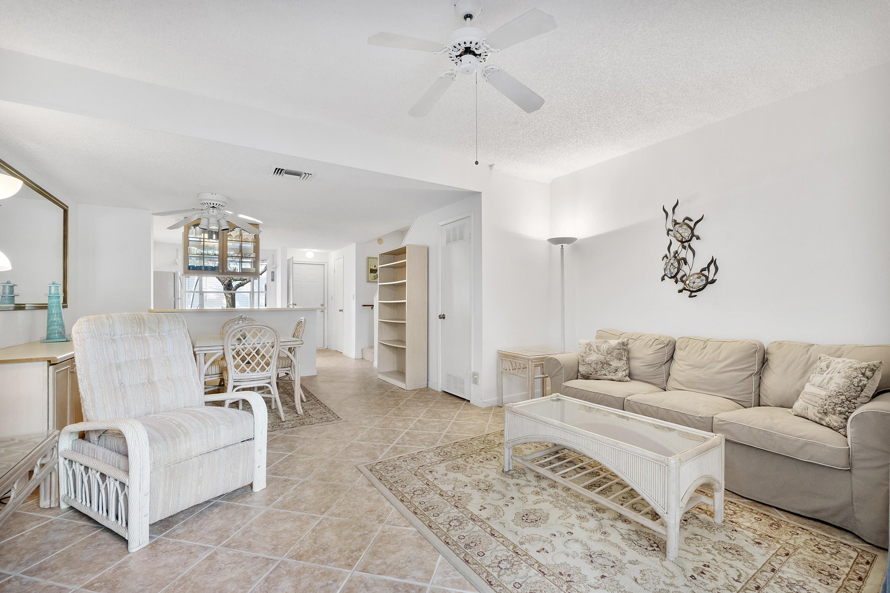 SUN HARBOUR - Residential