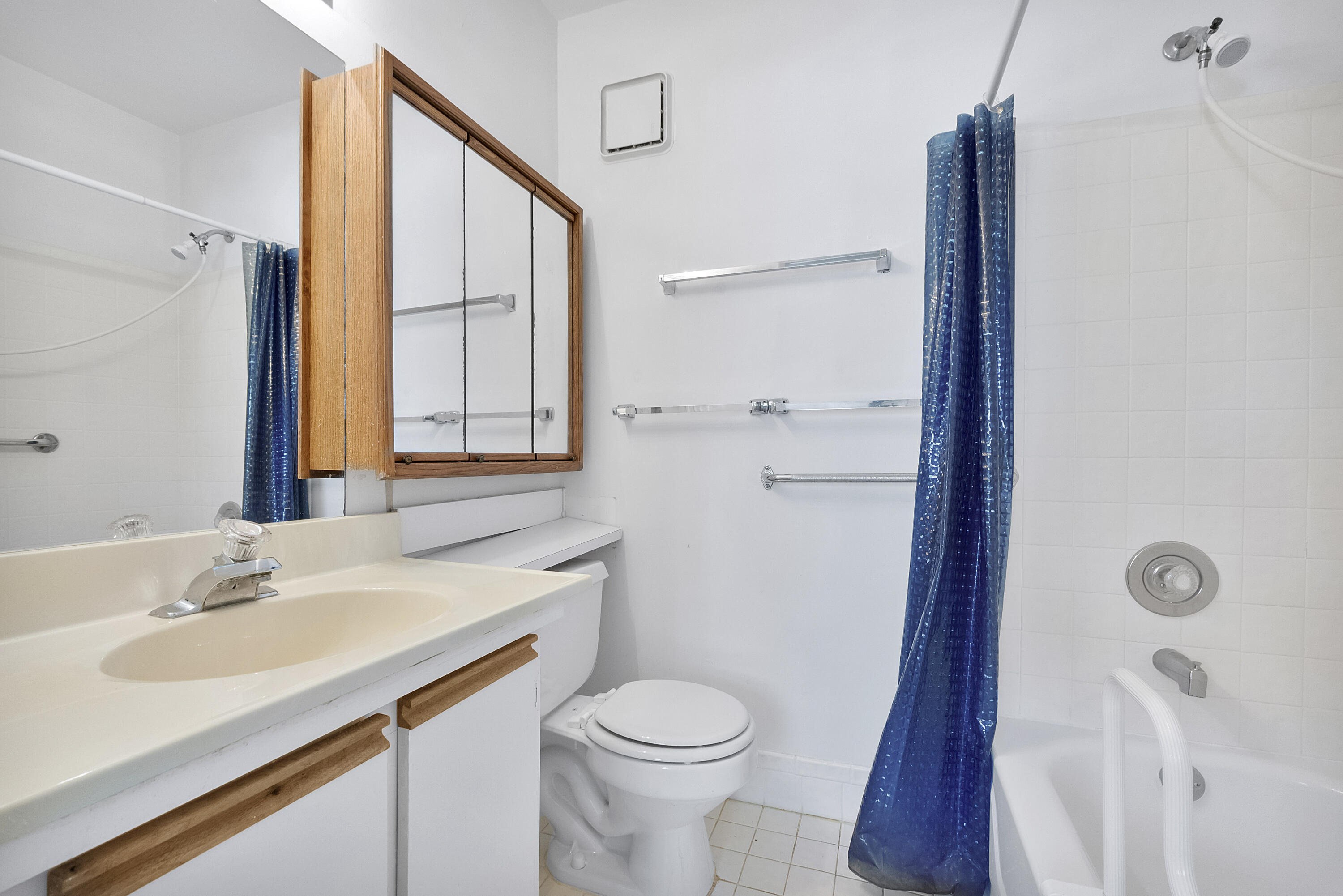 SUN HARBOUR - Residential