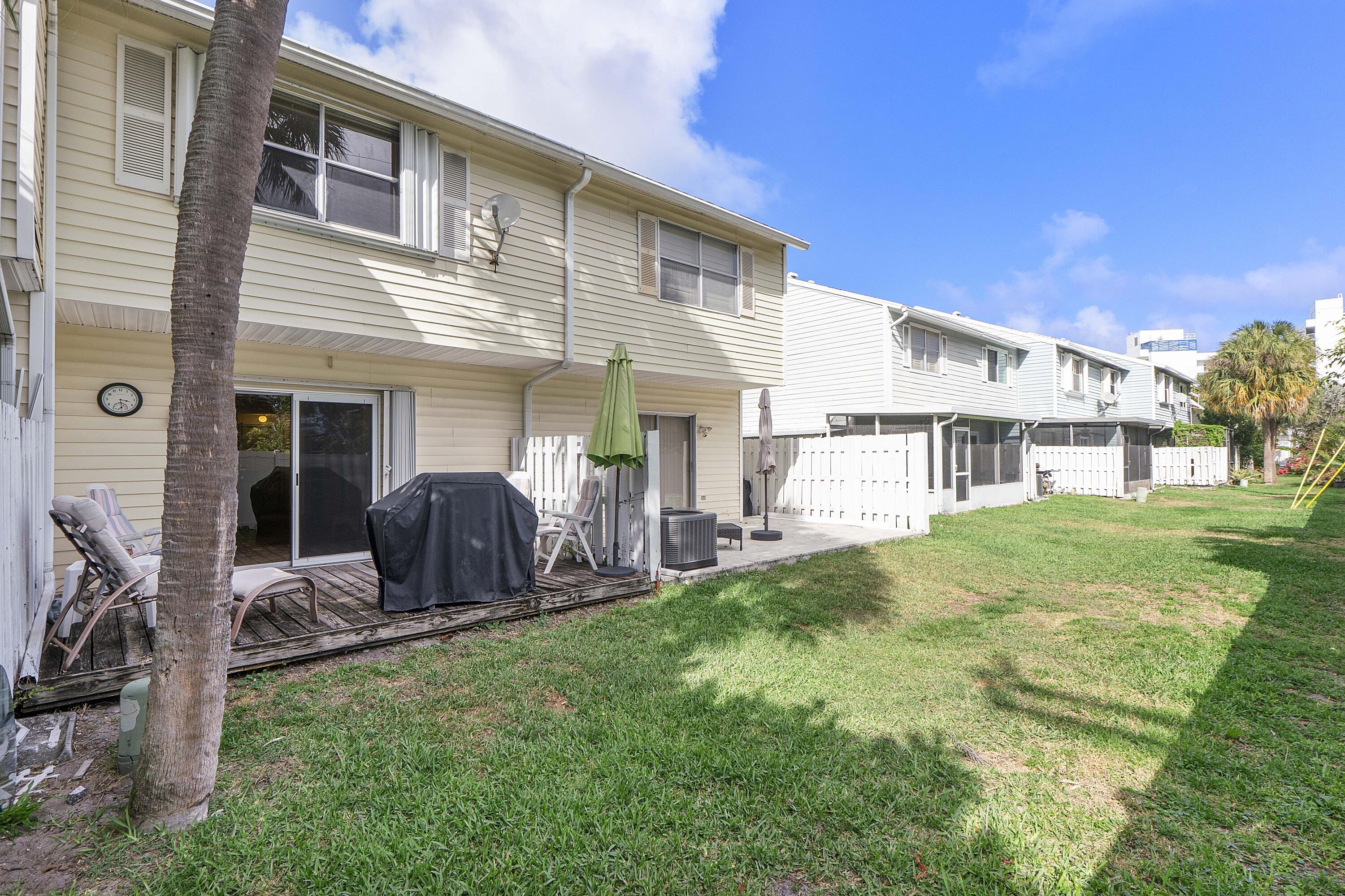 SUN HARBOUR - Residential