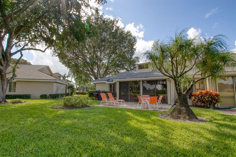 A home in Lake Worth Beach