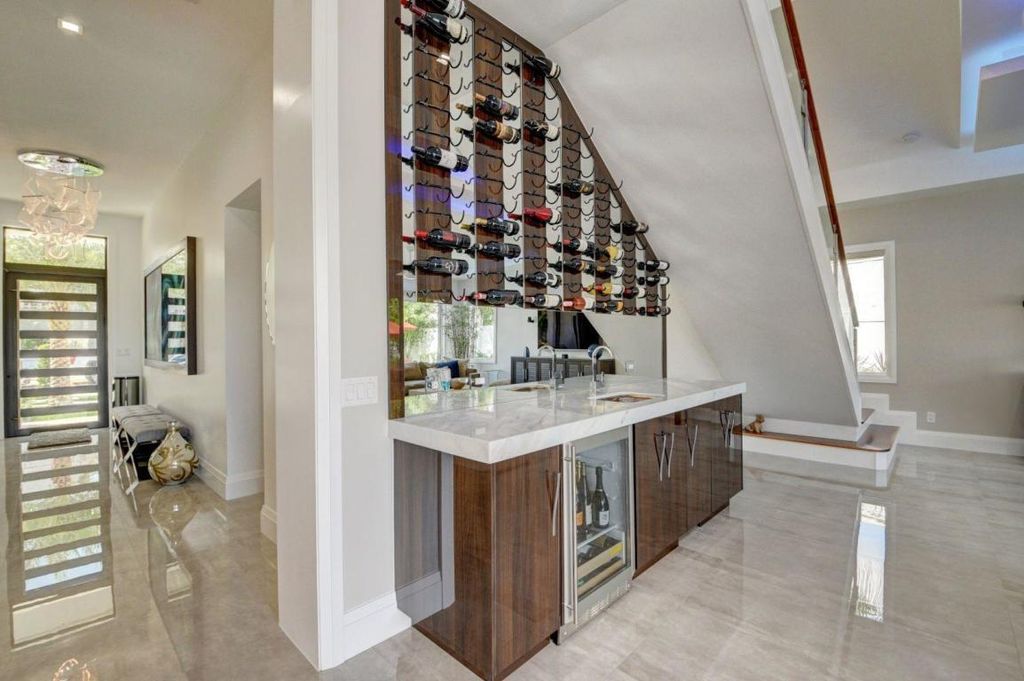 Photo of 255 NE 3rd Court, Boca Raton, FL 33432 (MLS # R11164837)