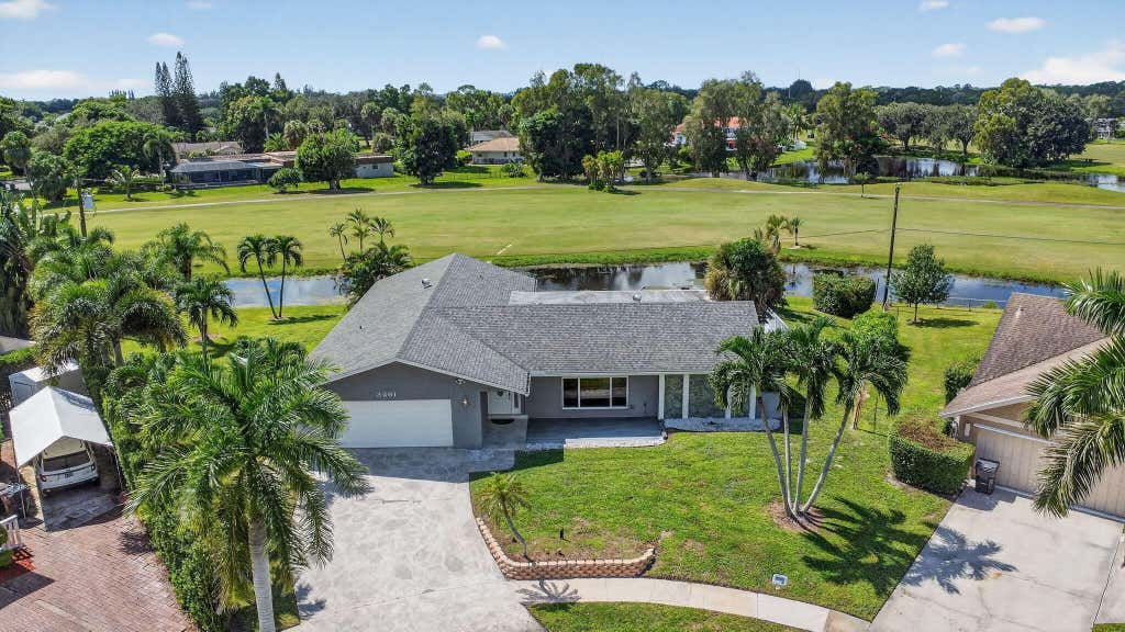 Photo of 3261 Hoylake Road, Lake Worth, FL 33467 (MLS # R11126625)