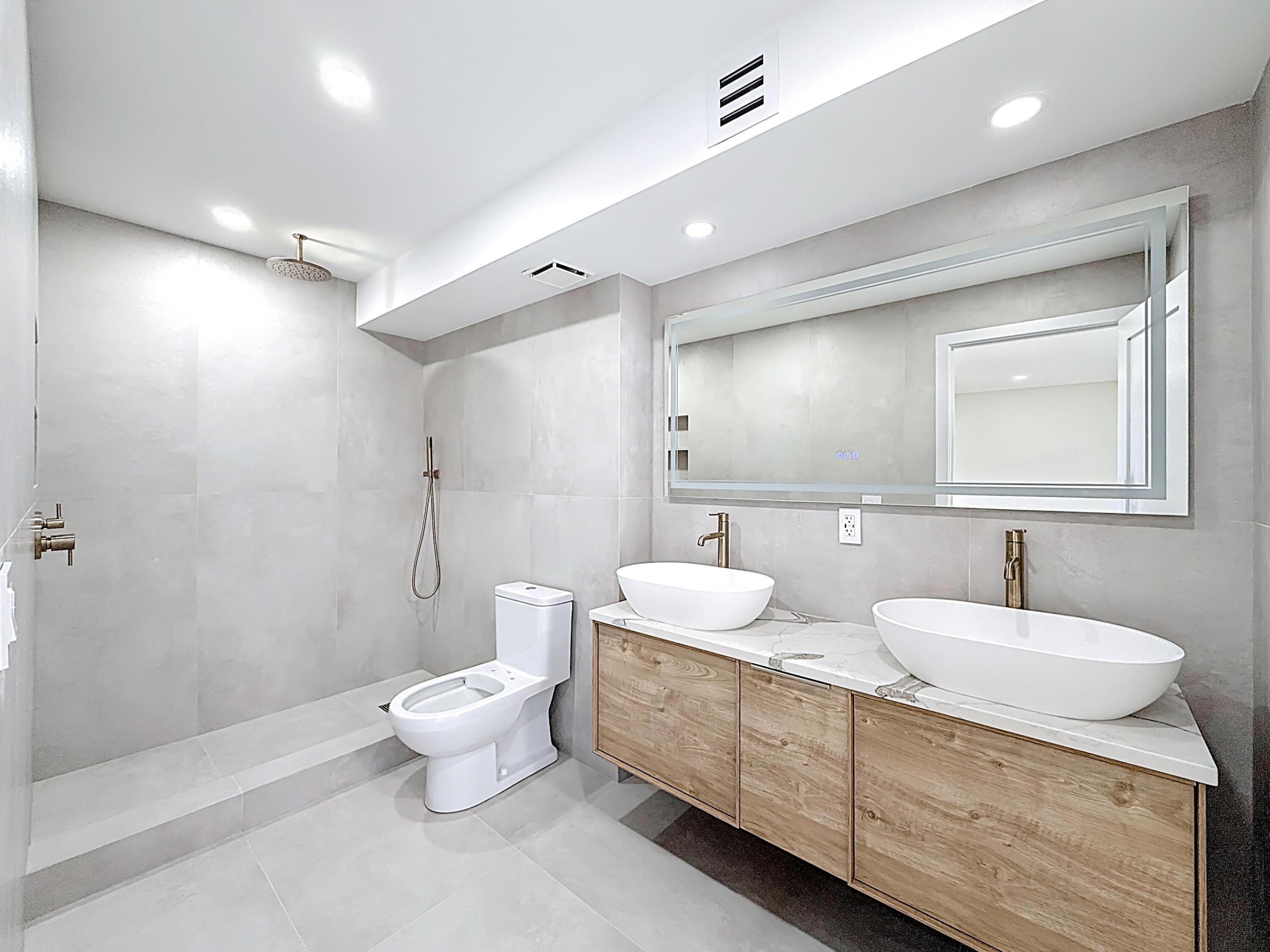 LAVERS RESORT & RACQUET CLUB - Residential Lease