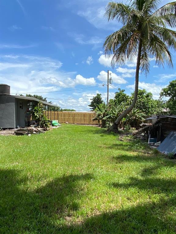 S/D OF 20-43-35 FRAC SEC - Residential Lease