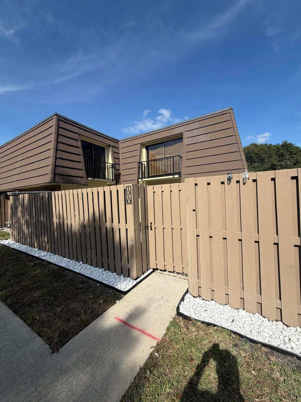 Photo of 1210 12th Ct, Palm Beach Gardens, FL 33410 (MLS # R11141197)