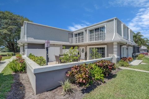 2003 Vision Dr 2003 Palm Beach Gardens FL 33418