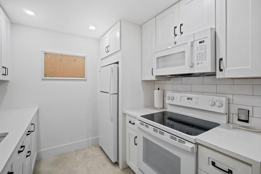 WYNMOOR COUNTRY CLUB - Residential