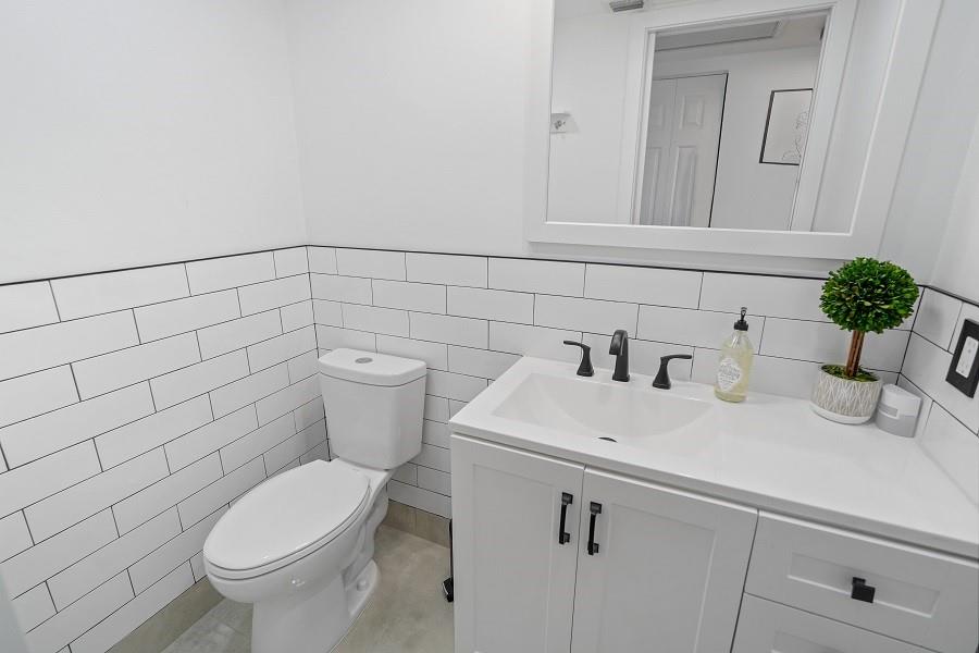 WYNMOOR COUNTRY CLUB - Residential