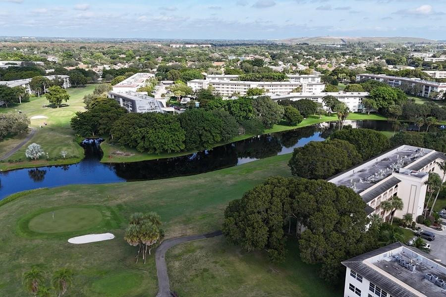 WYNMOOR COUNTRY CLUB - Residential