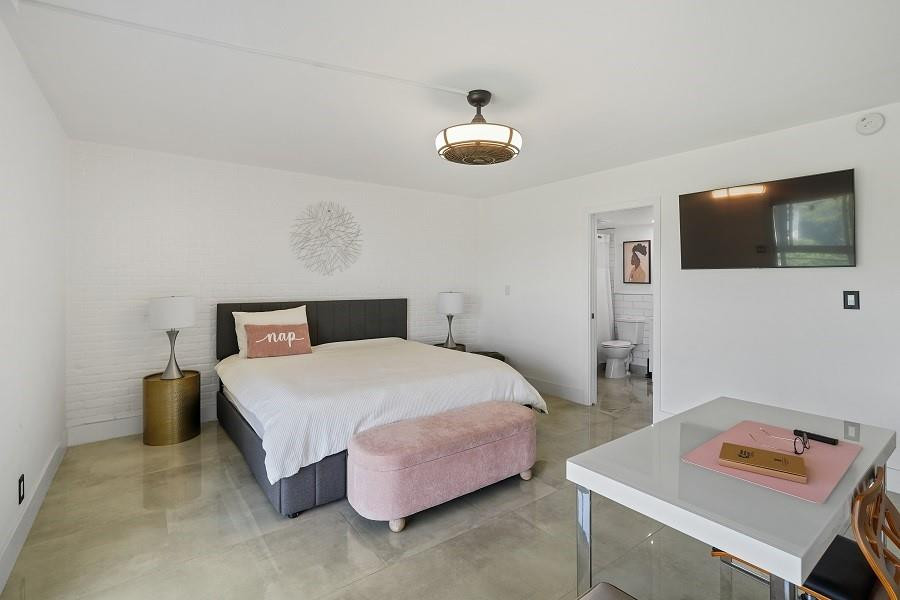 WYNMOOR COUNTRY CLUB - Residential