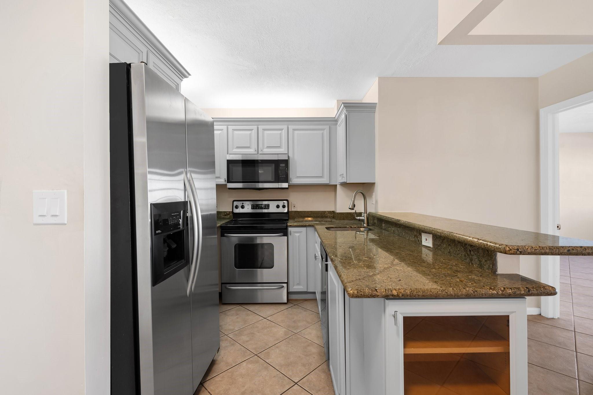 1625 SE 10th Ave 608