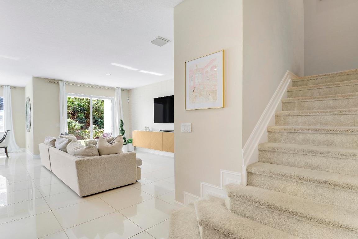 BOCA HIGHLANDS / VALLETTA - Residential