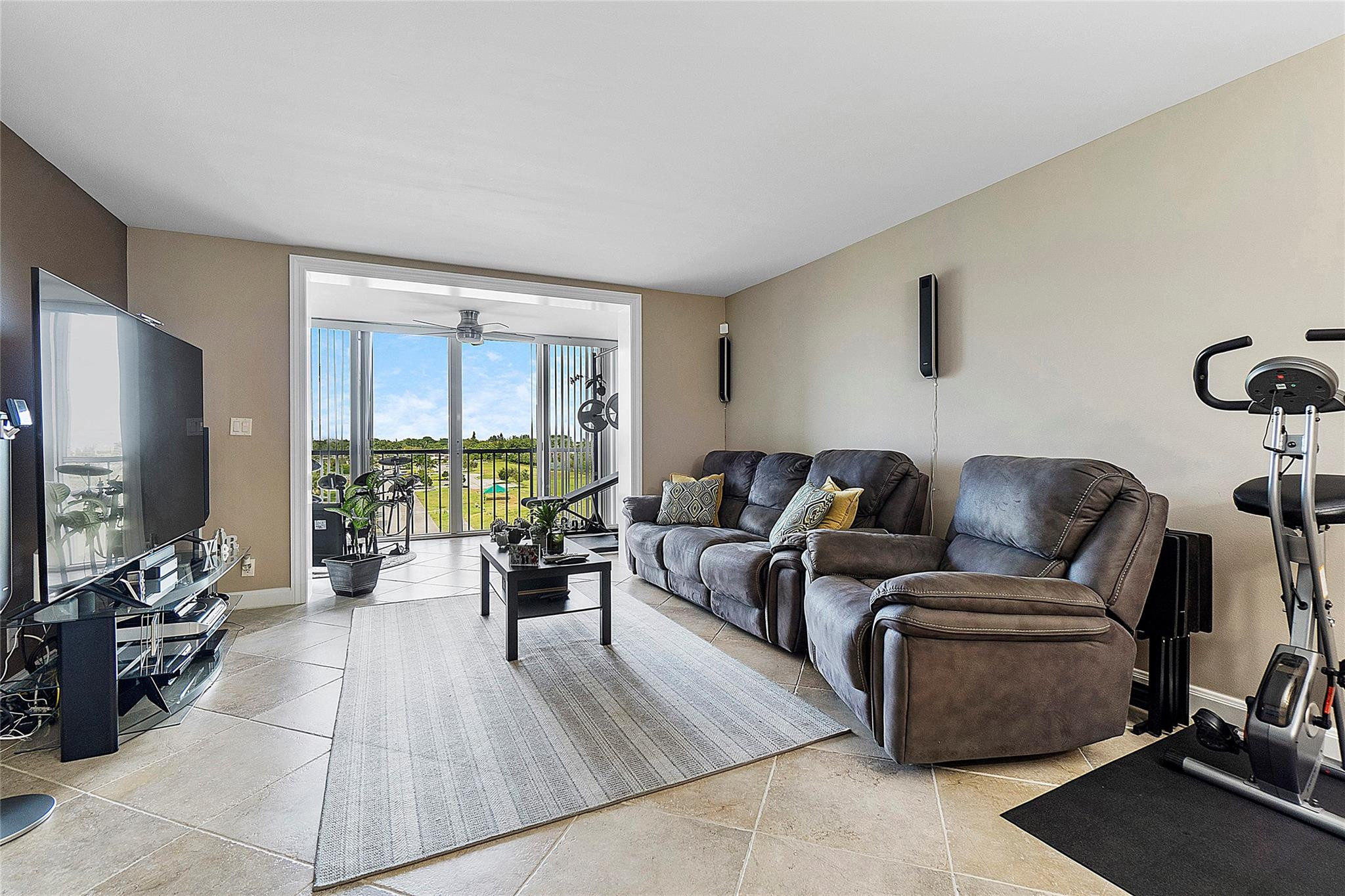 WATERS EDGE TOWERS CONDO - Residential