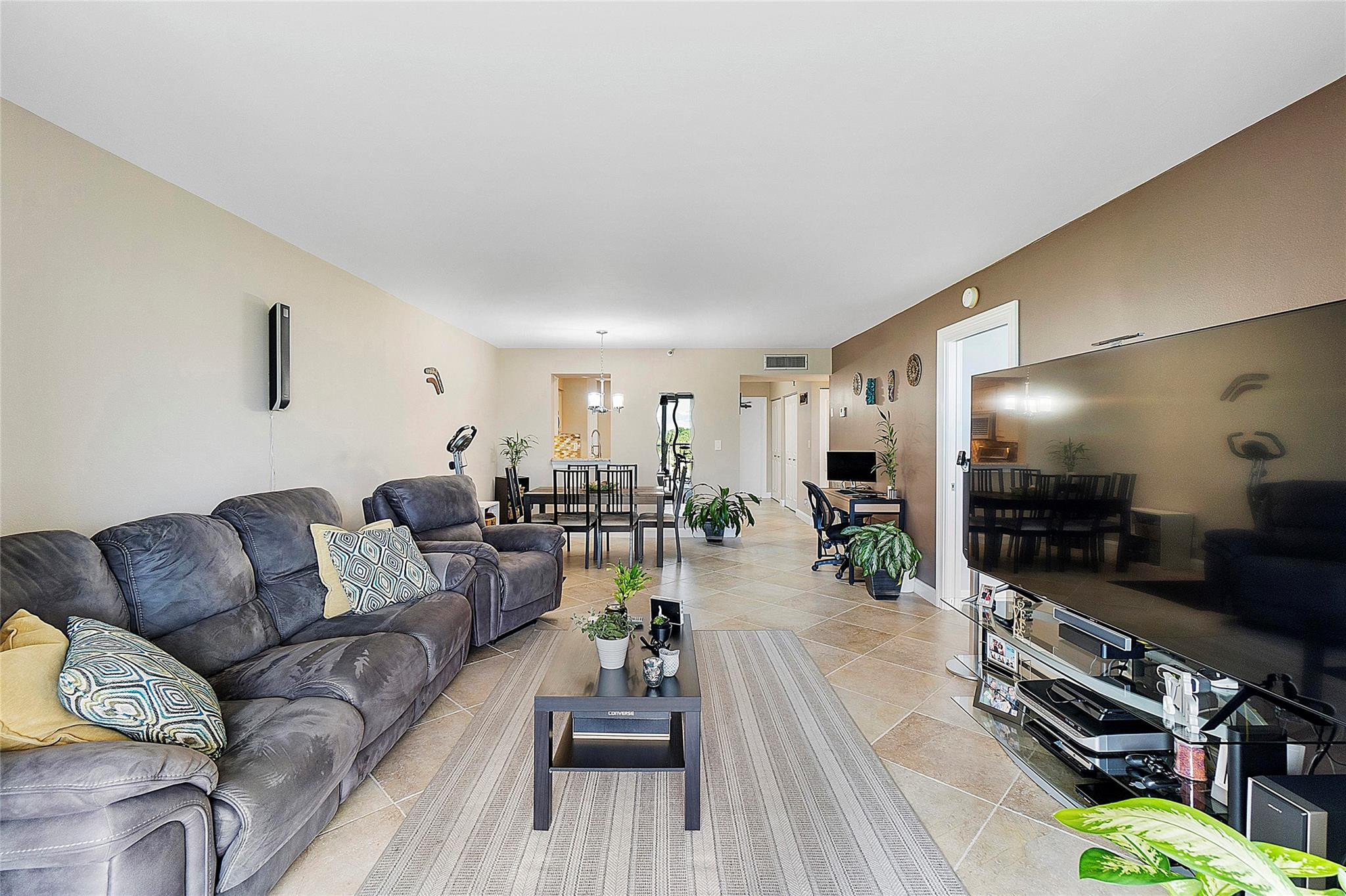 WATERS EDGE TOWERS CONDO - Residential