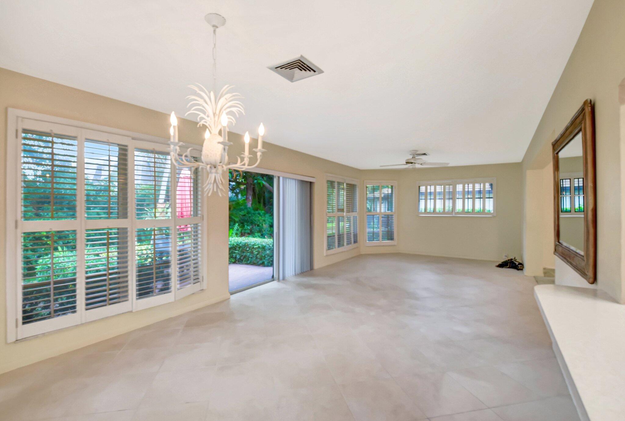 PINE VILLAS 9 - Residential