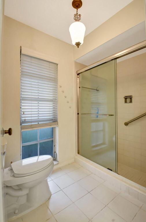 PINE VILLAS 9 - Residential