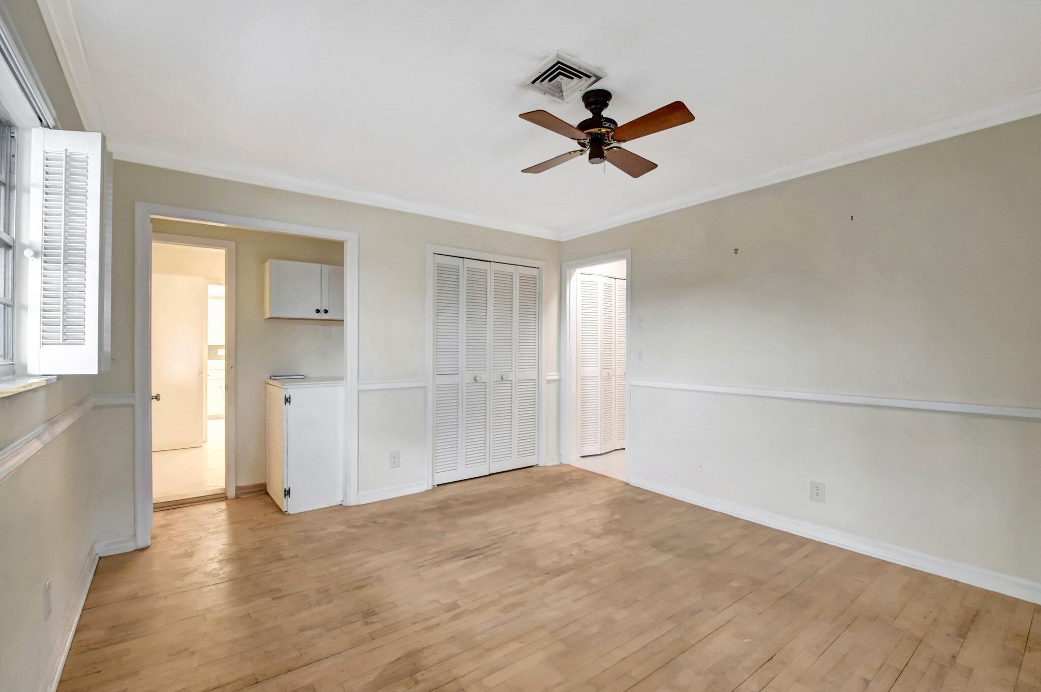 PINE VILLAS 9 - Residential