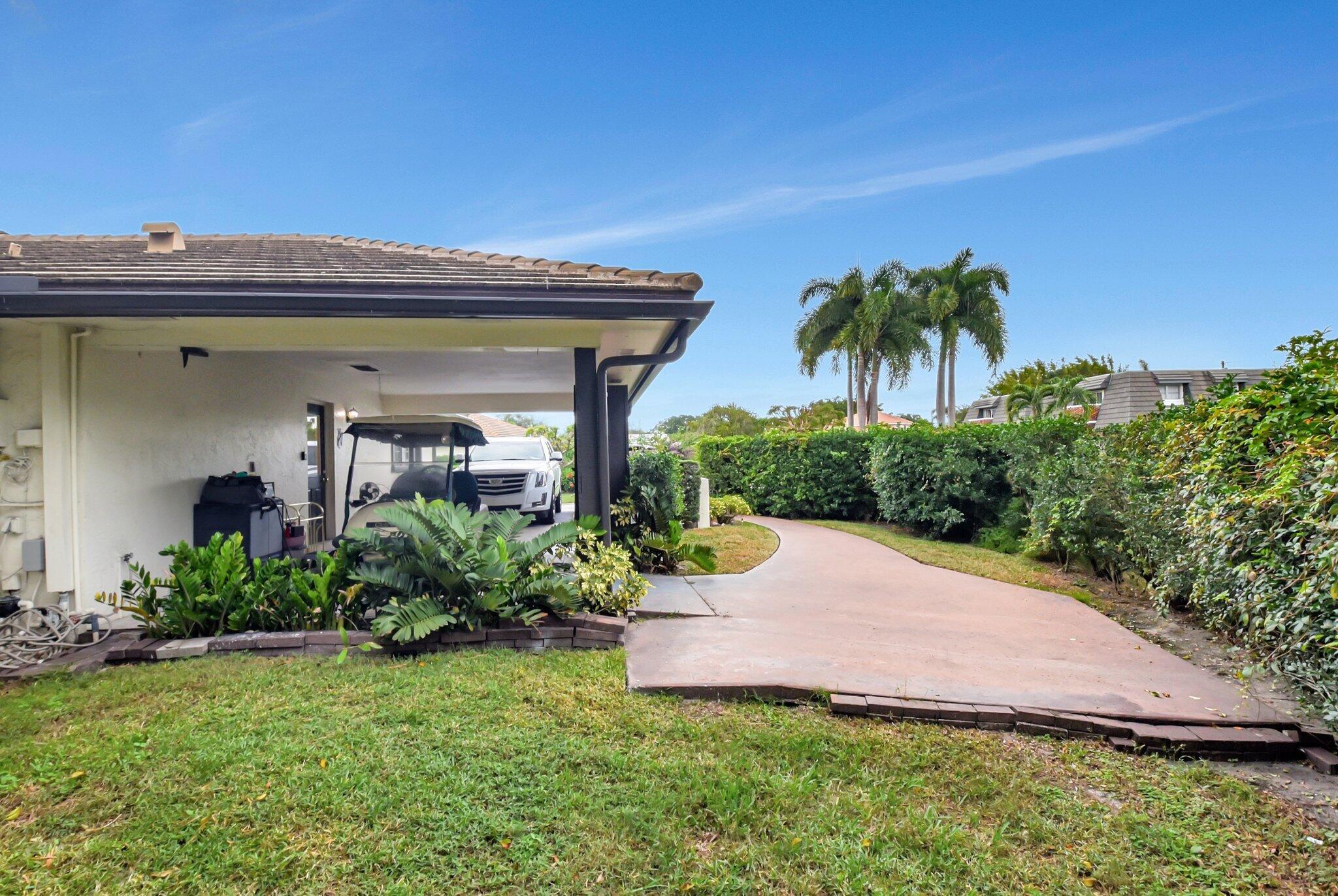 PINE VILLAS 9 - Residential