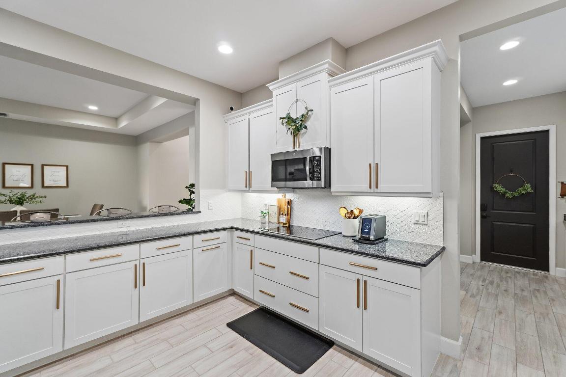 HAMMOCKS OF WESTLAKE - Residential