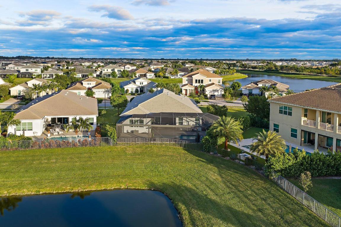 HAMMOCKS OF WESTLAKE - Residential