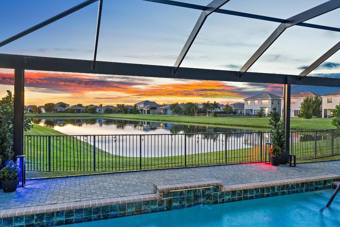 HAMMOCKS OF WESTLAKE - Residential