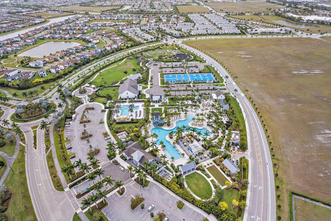 HAMMOCKS OF WESTLAKE - Residential