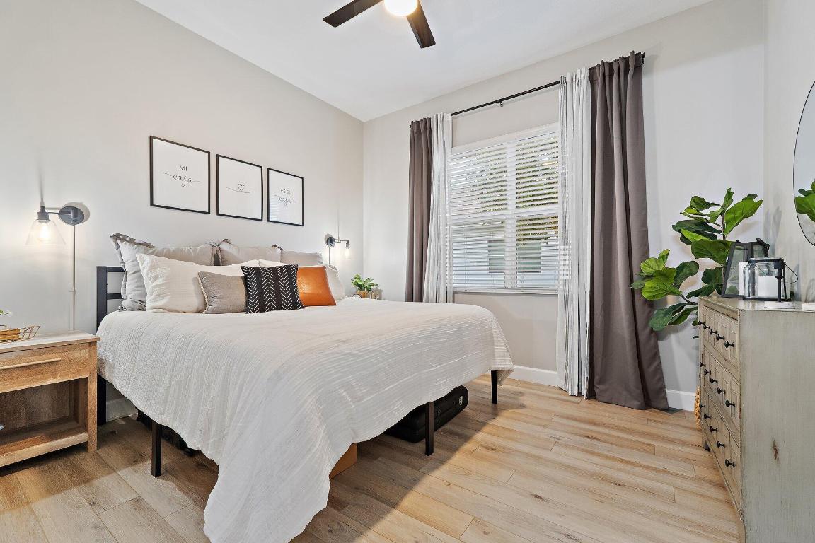 HAMMOCKS OF WESTLAKE - Residential