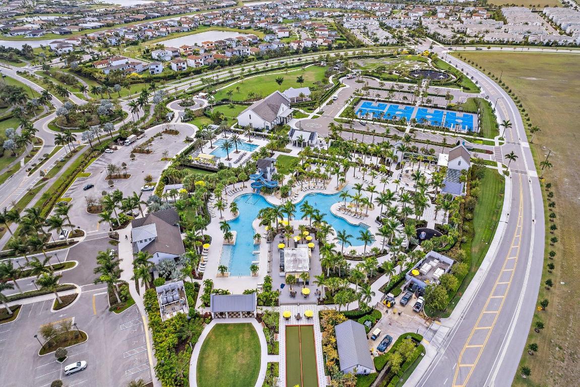 HAMMOCKS OF WESTLAKE - Residential