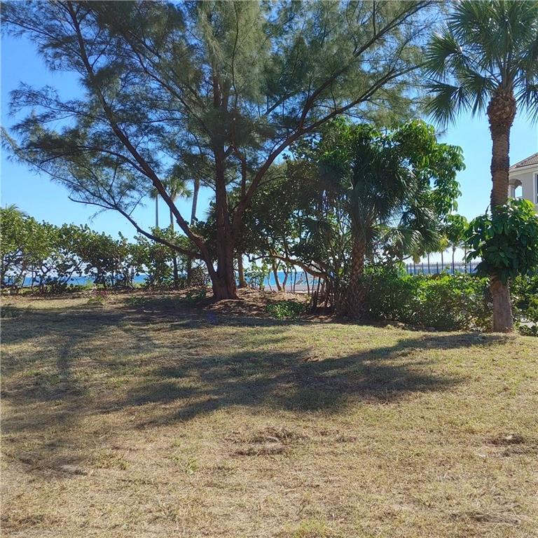 Las Olas By The Sea Ext 7 - Land