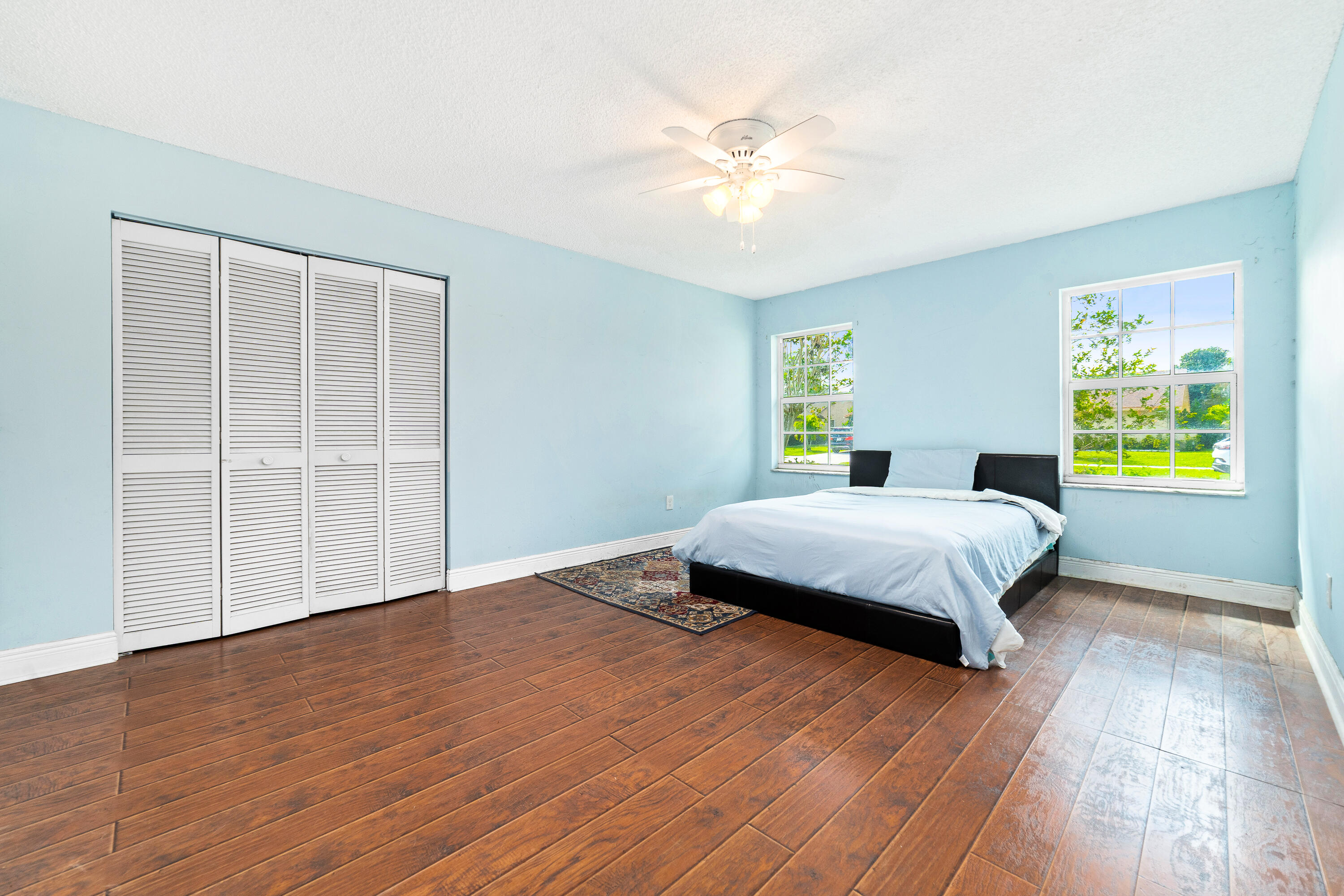 SUGAR POND MANOR OF WELLINGTON - Residential