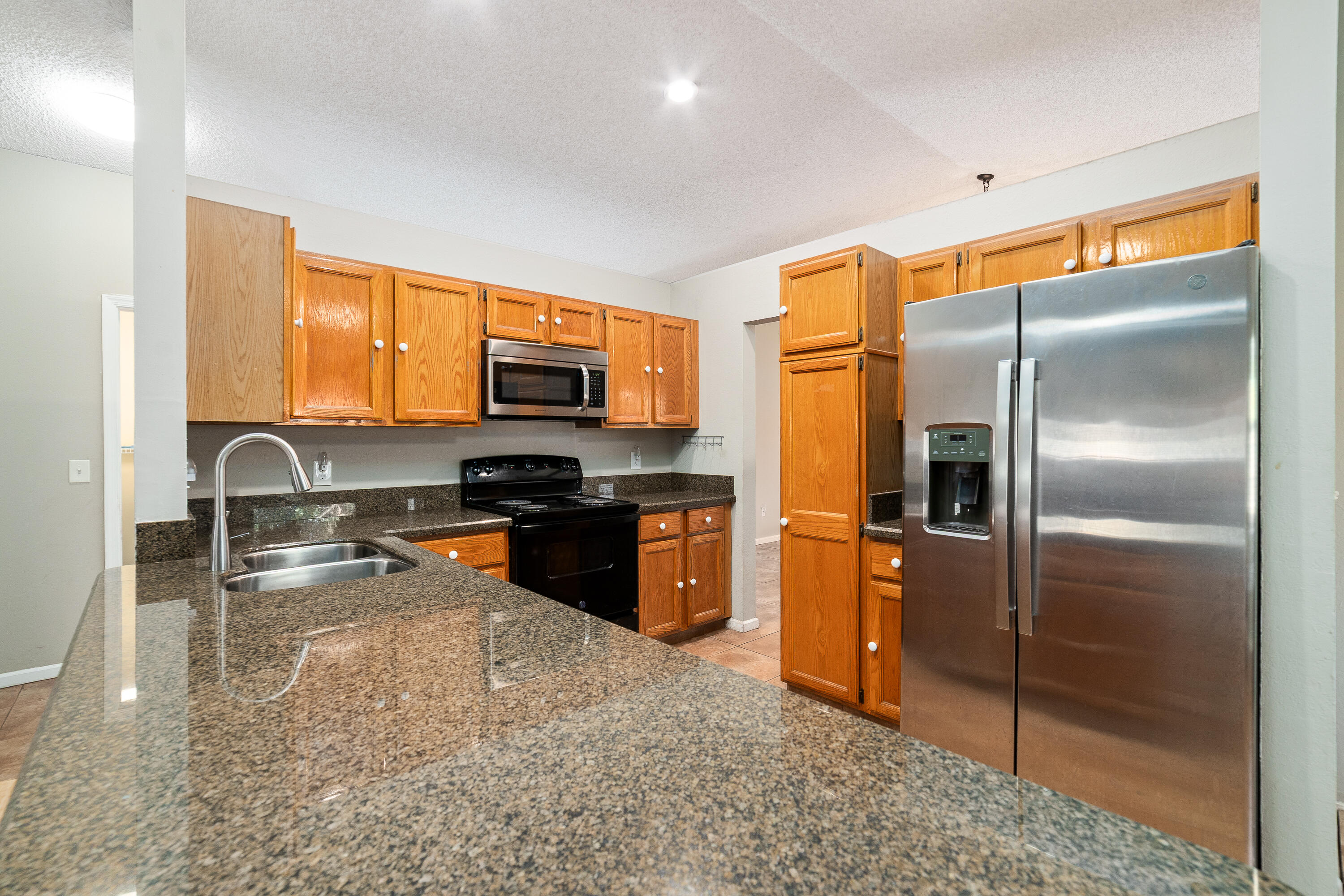 SUGAR POND MANOR OF WELLINGTON - Residential