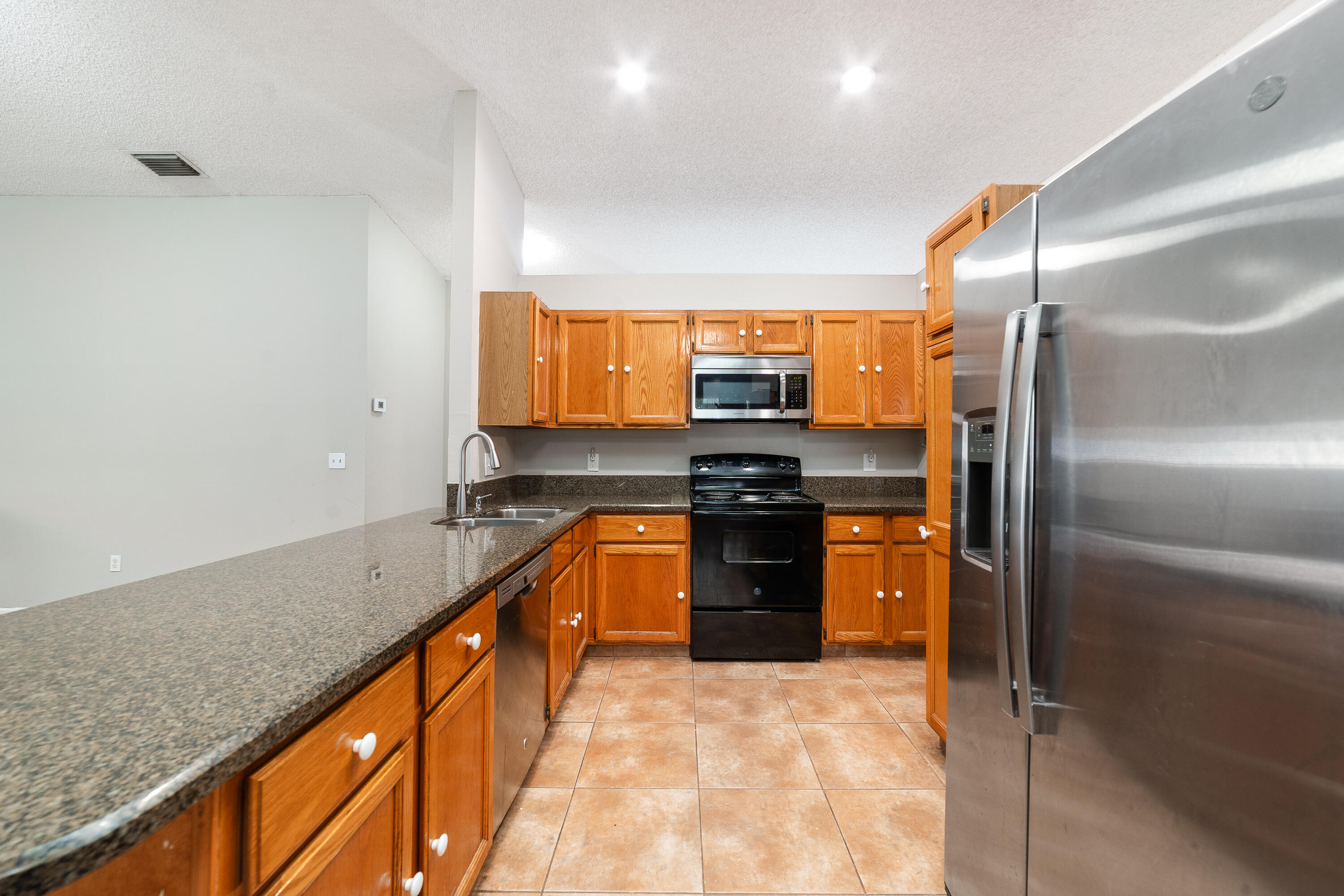 SUGAR POND MANOR OF WELLINGTON - Residential