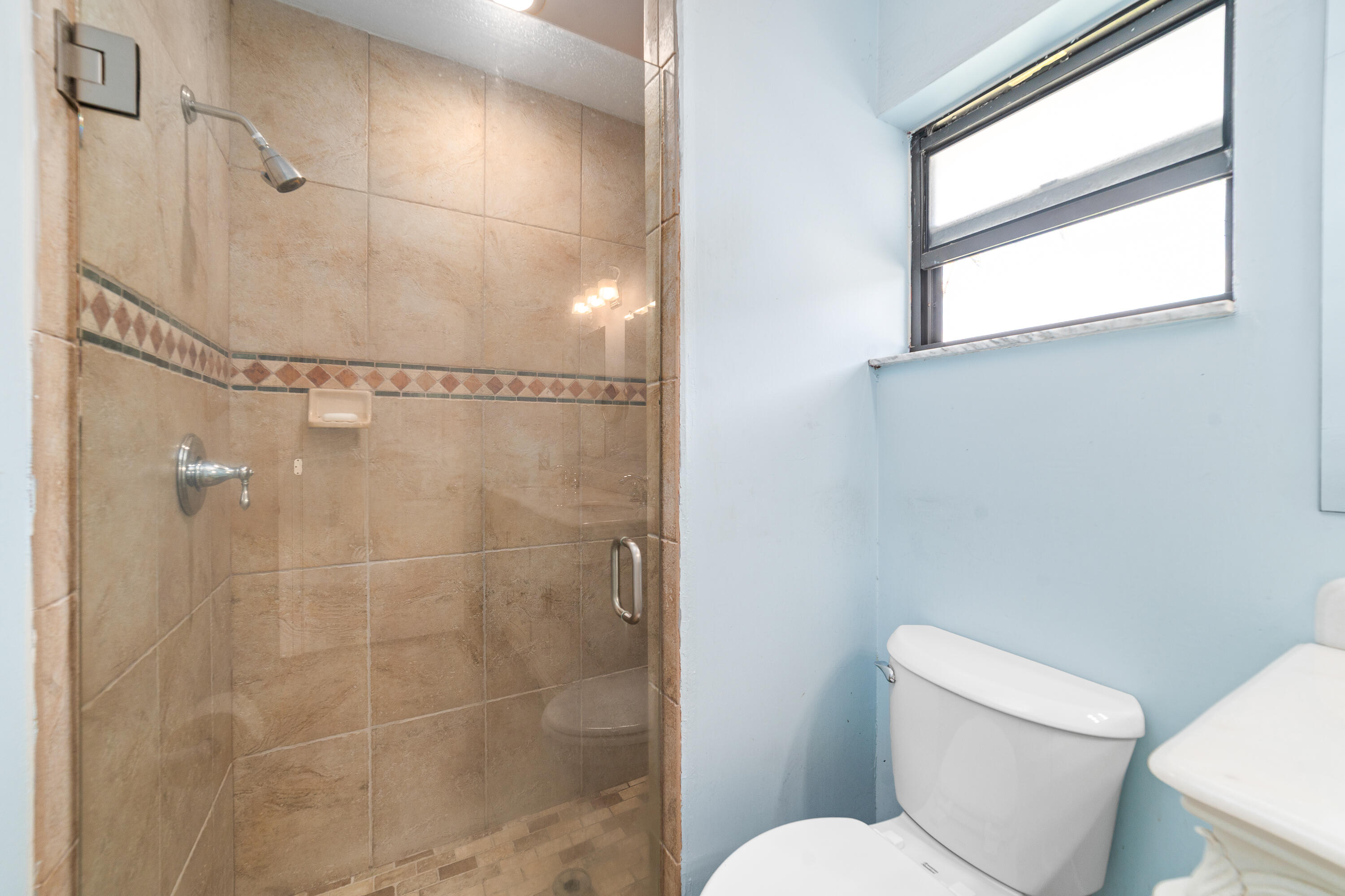 SUGAR POND MANOR OF WELLINGTON - Residential