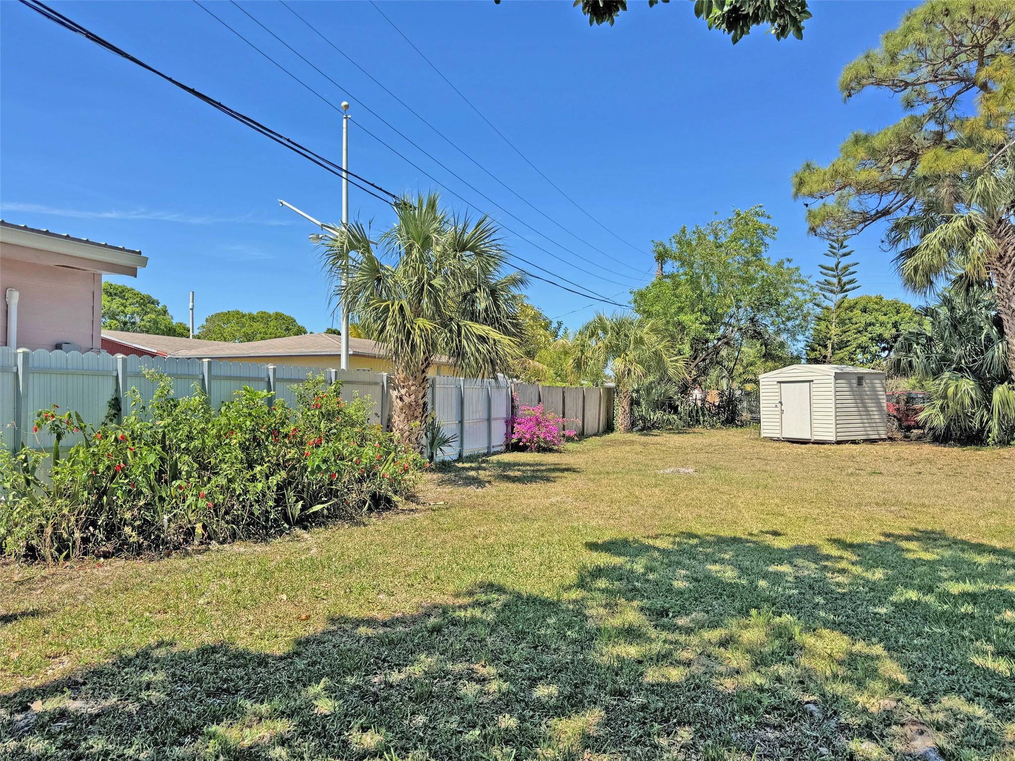 Lake Worth Hills Add 03 - Residential