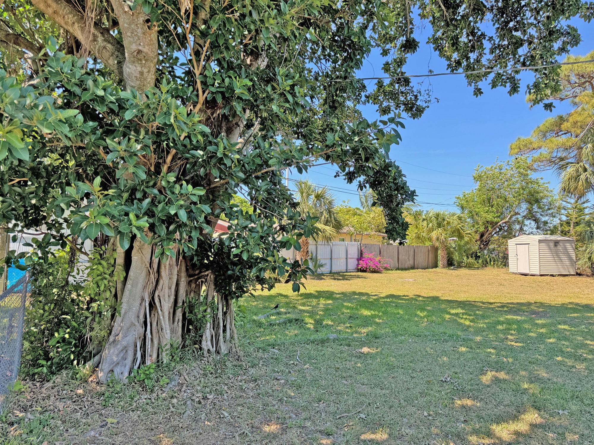 Lake Worth Hills Add 03 - Residential