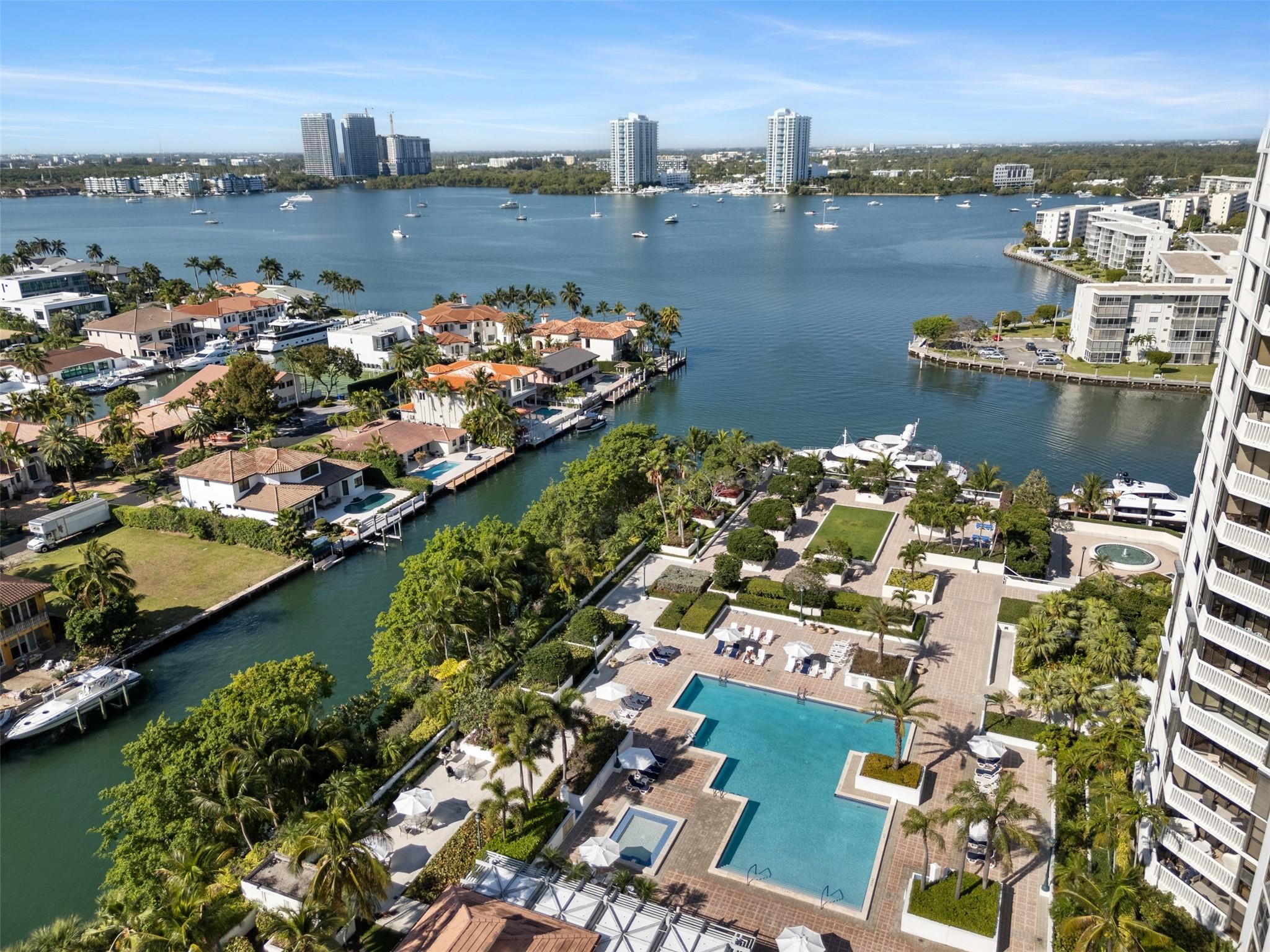 Williams Island - Residential