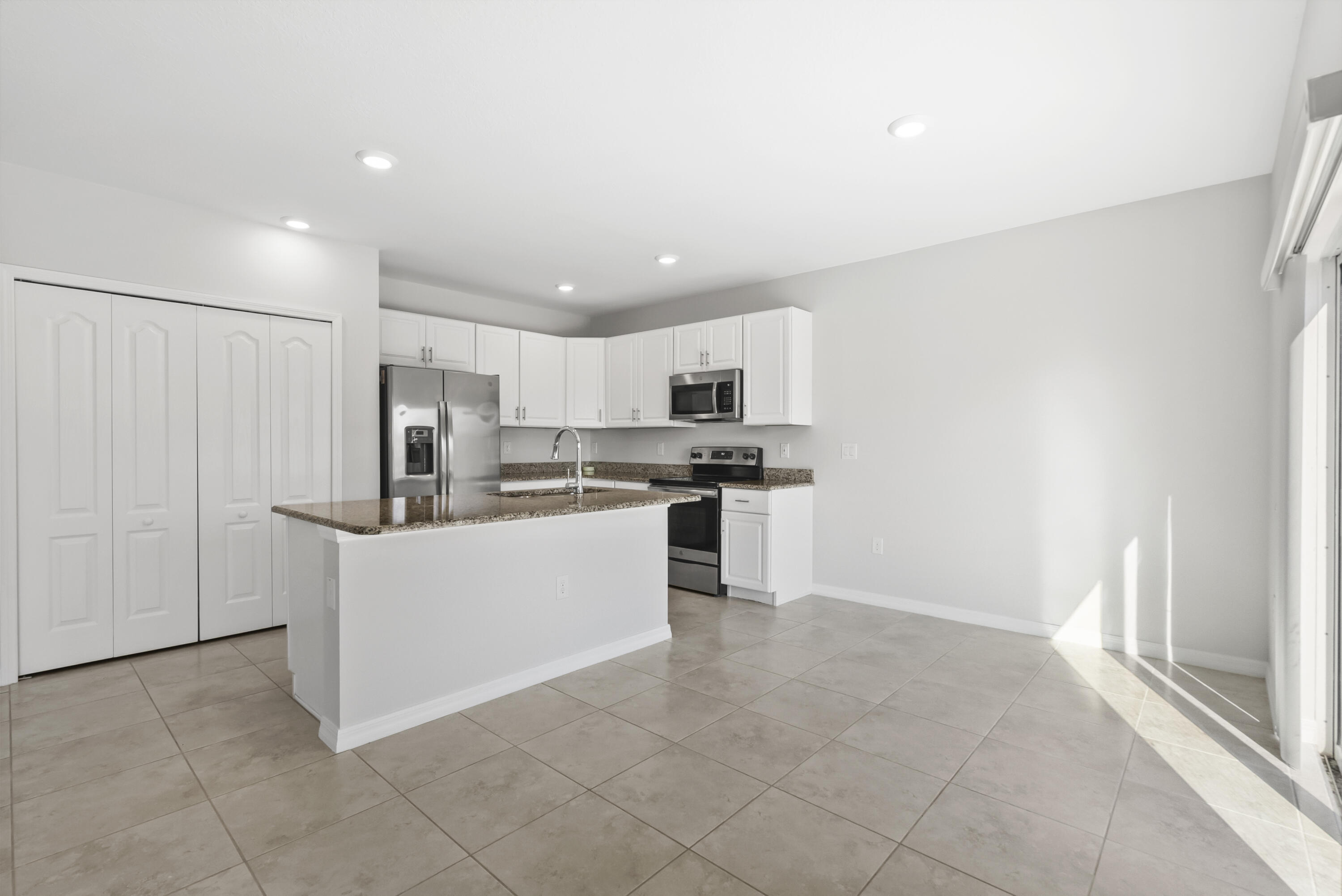 PORT ST LUCIE SECTION 9 - Residential