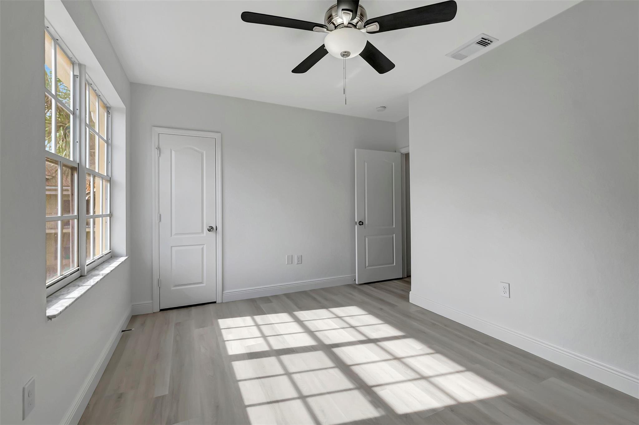 Residences of Belmont - Residential