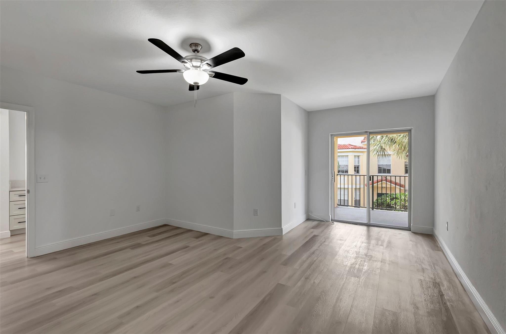 Residences of Belmont - Residential