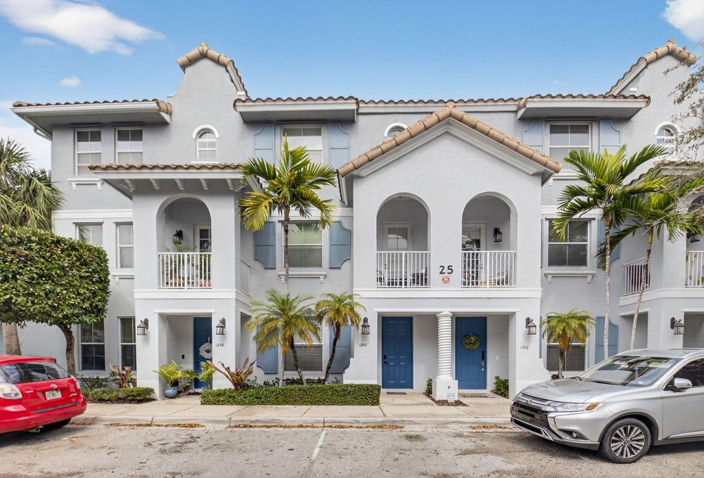 Photo of 1252 Via De Fossi, Boynton Beach, FL 33426 (MLS # F10548547)