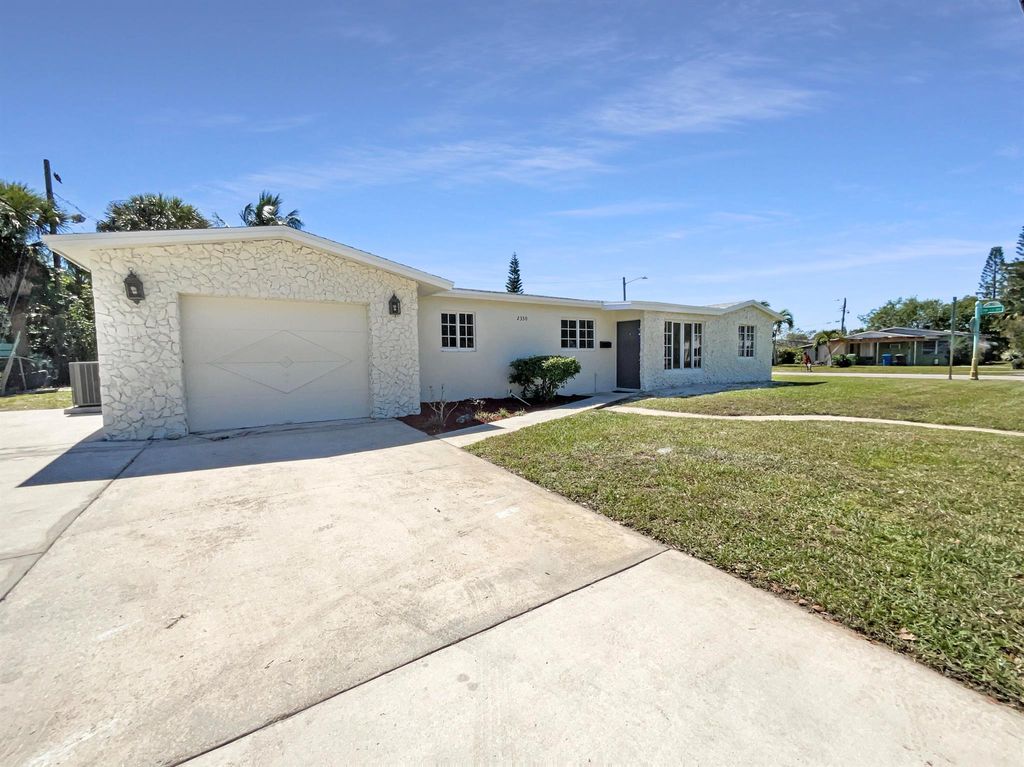 Photo of 2330 NW 11th Street, Fort Lauderdale, FL 33311 (MLS # R11070126)