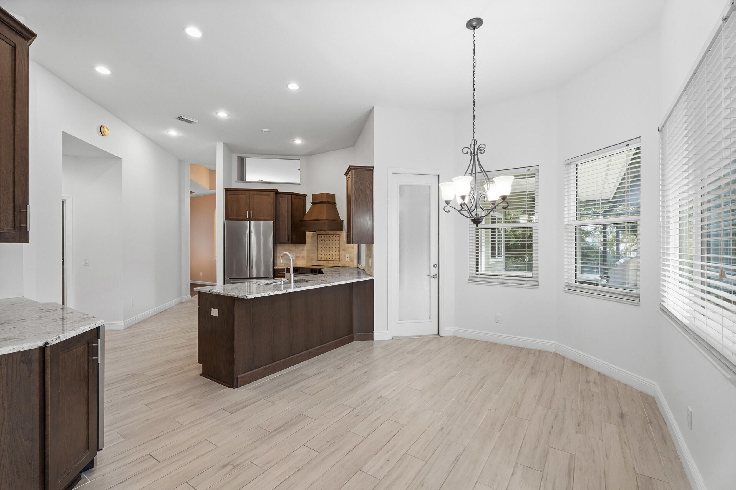 MARINER SANDS - Residential