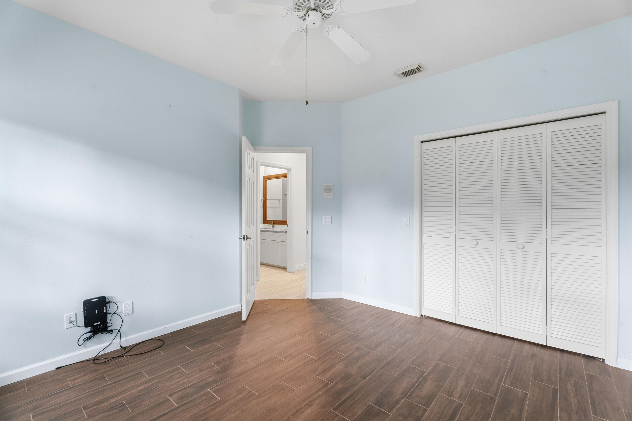 MARINER SANDS - Residential