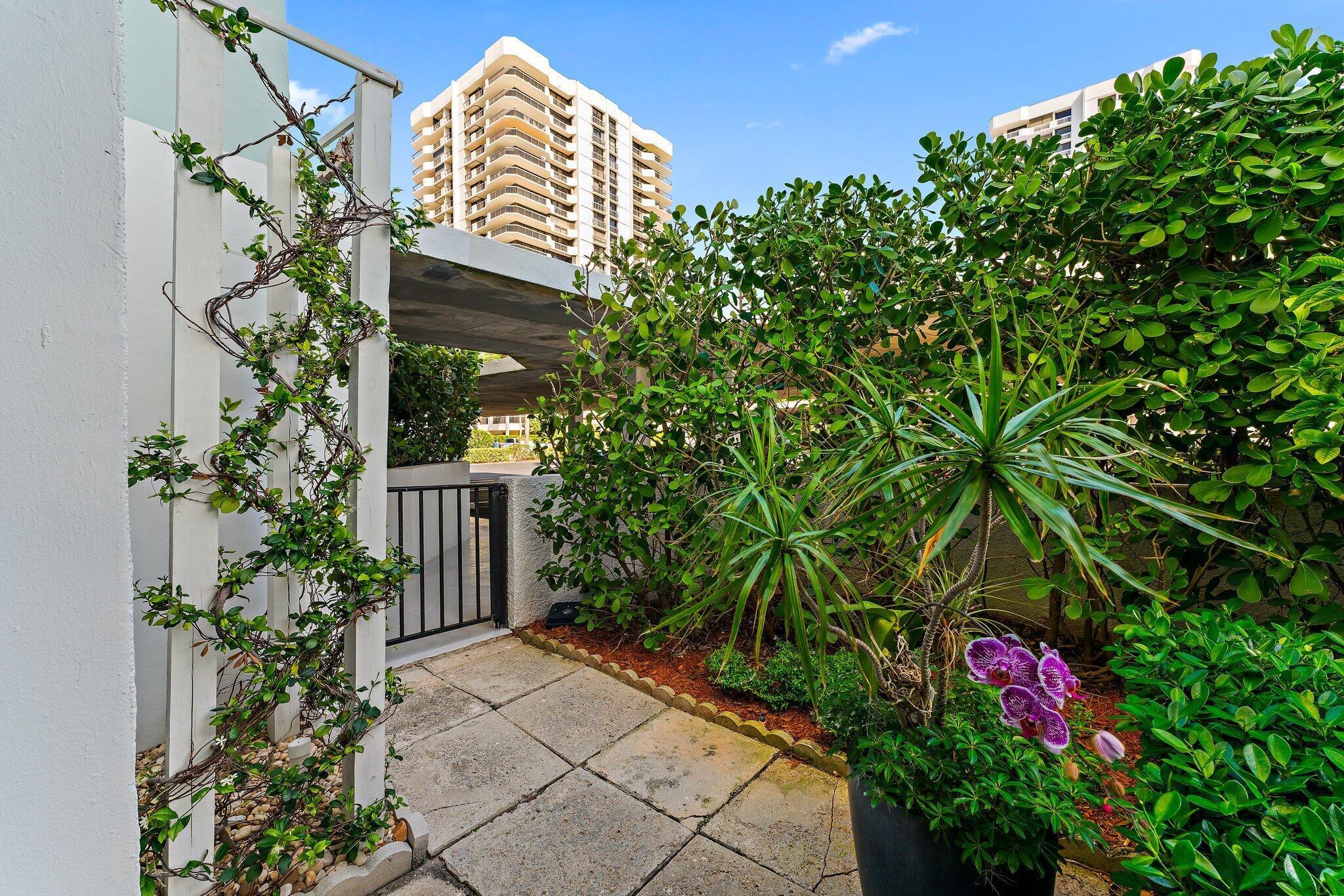 OLD PORT COVE TOWER WEST - Residential