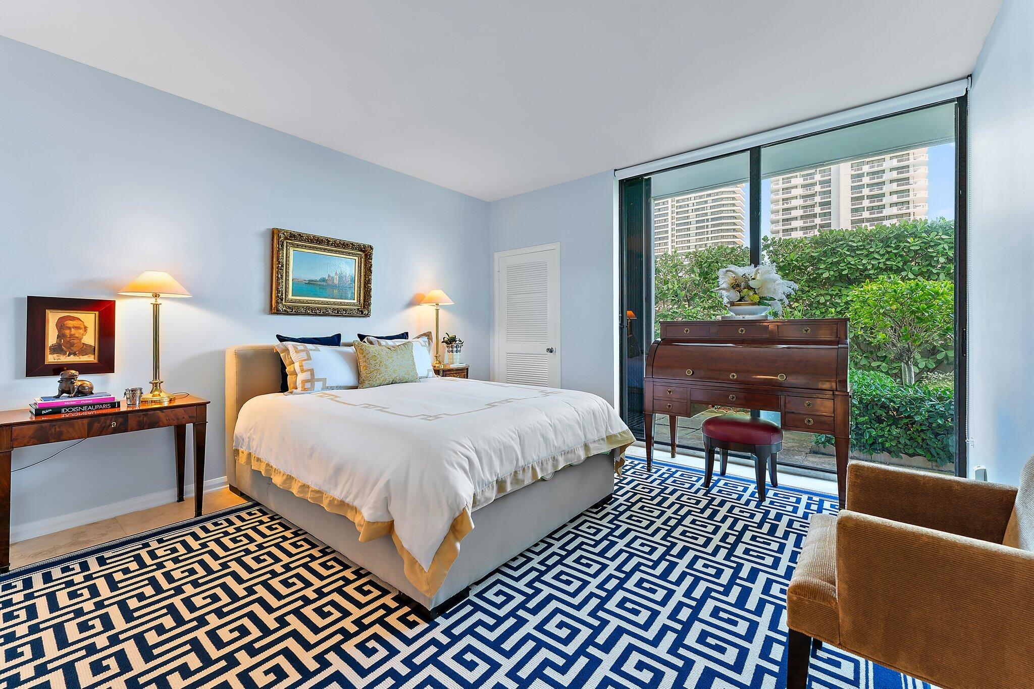 OLD PORT COVE TOWER WEST CONDO - Residential