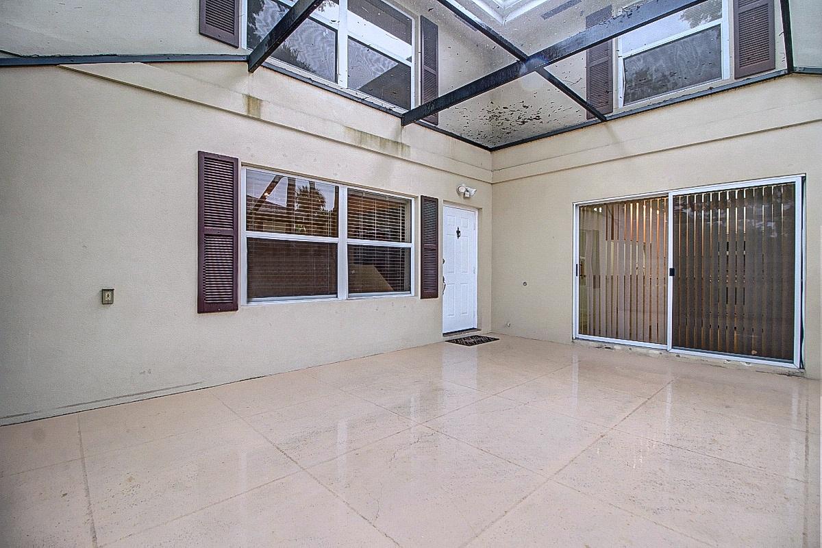 STAMFORD AT ROYAL PALM BEACH - Residential