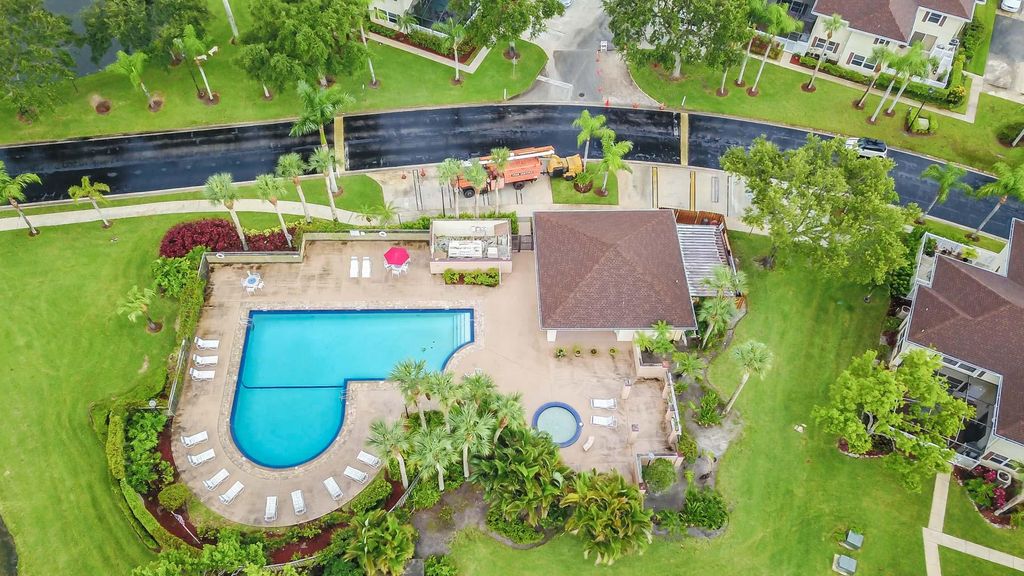 Photo of 44 Essex Court #B, West Palm Beach, FL 33411 (MLS # R11164967)