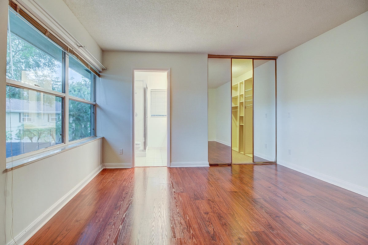 STAMFORD AT ROYAL PALM BEACH - Residential